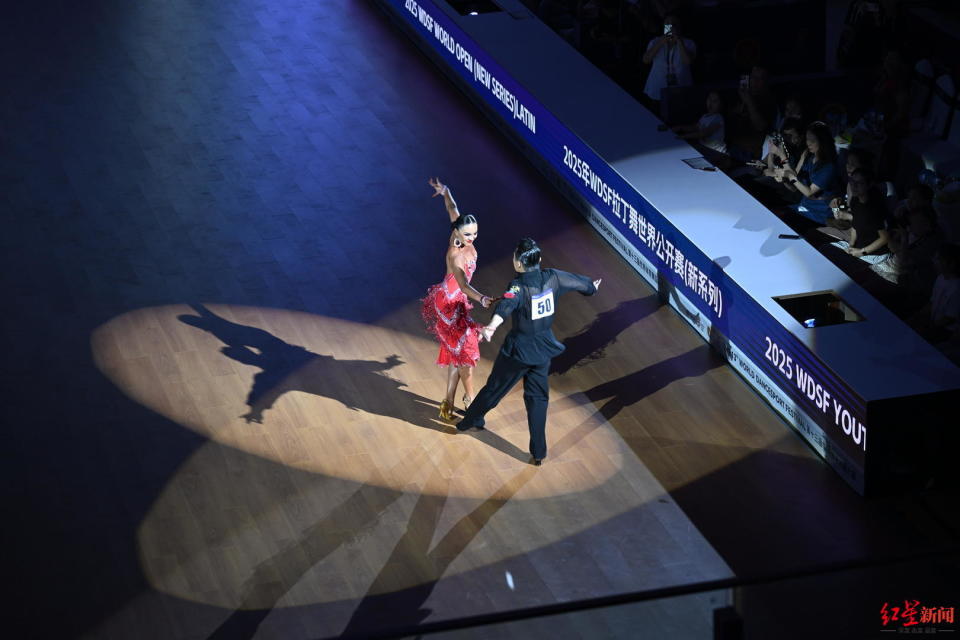 OLrTi, 为中国体育