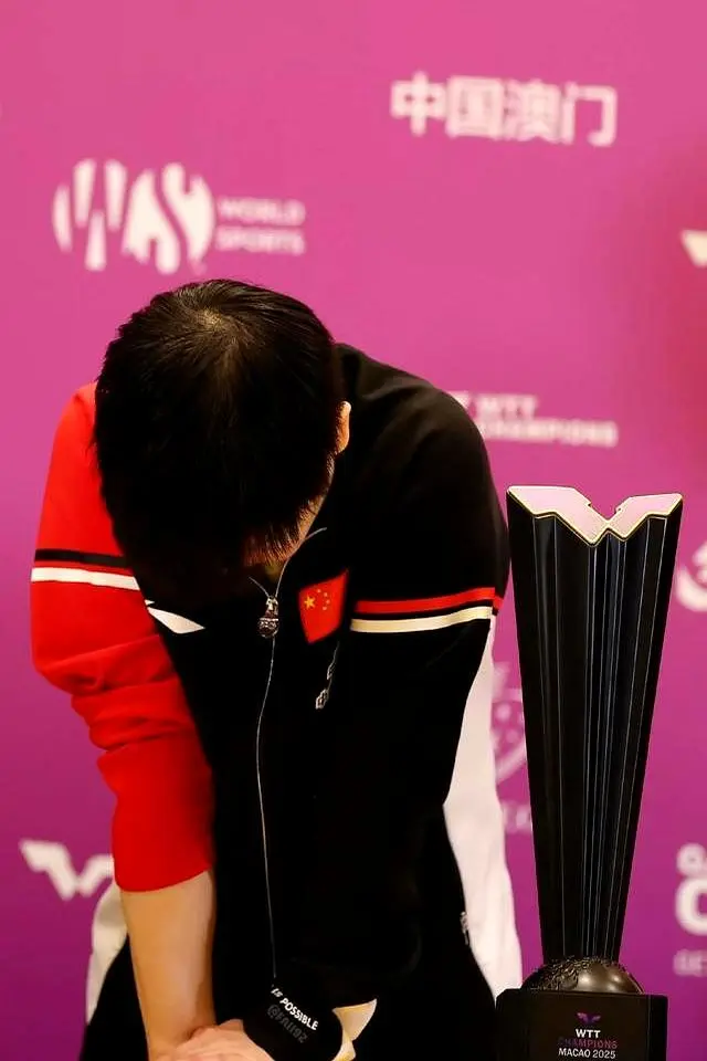 别人都是轻, src 别人都是轻, src