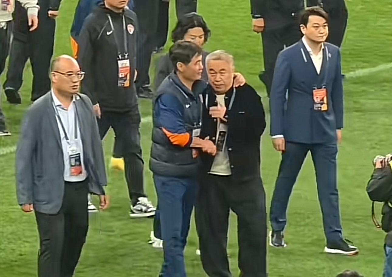 的时刻, 总经理张冬