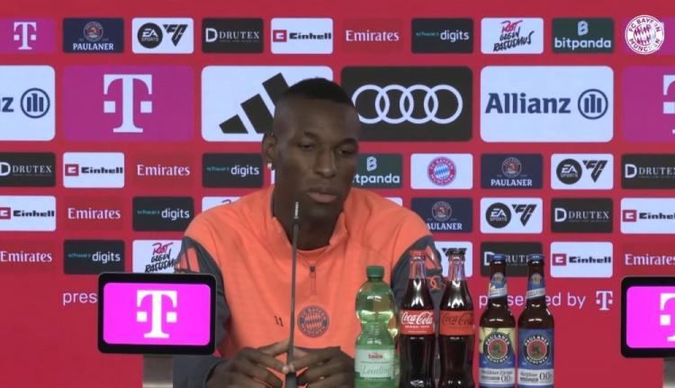 出席了新闻, 喜欢拜仁, 小时紧张刺